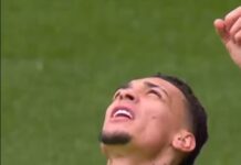 Vergleich von United-Flop Antony mit Ronaldo und Neymar