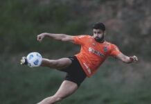 Diego Costa mit erstaunlichem Angriff auf den ehemaligen Chelsea-Trainer im Gespräch mit John Obi Mikel