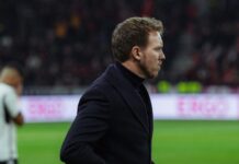 Warnlichter blinken, während wichtige Personen darauf drängen, Julian Nagelsmann den Trainerposten bei Manchester United zu geben
