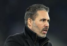 Der ehemalige Premier-League-Trainer Cifuentes kann nach seiner Entlassung bei Leicester