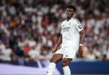 Liverpool prüft, ob sie genug Geld haben, um einen der besten defensiven Mittelfeldspieler der Welt