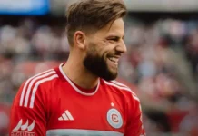Der ehemalige Bodø/Glimt-Star Philip Zinckernagel wird nicht nur gegen die Ikone Messi spielen – jetzt wird es auch Spiele MIT Robert Lewandowski geben!