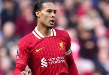 Virgil van Dijk könnte schon wenige Tage nach seinem WM-Ausscheiden Liverpool verlassen