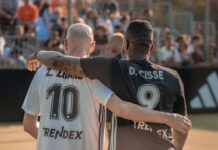 Der Senat steht der Fußballlegende Zinedine Zidane