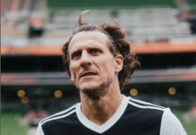 Gibt Manchester Uniteds Kultheld Diego Forlan den “Traumjob”