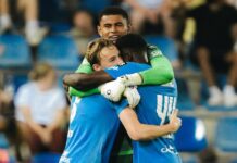 Liverpool spricht über den 2,01 Meter großen Torwart