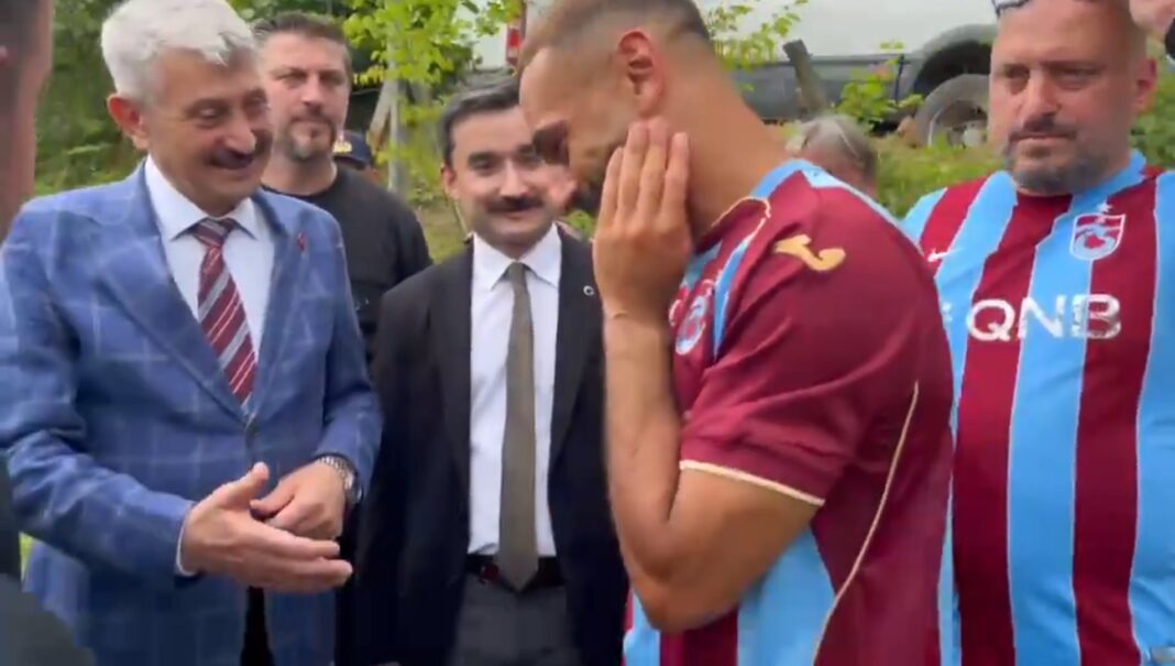 Mohamed-Salah-far-gave.jpg