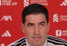 Sollte den 116-Millionen-Pfund-Spieler sofort aus dem Liverpool-Team werfen!